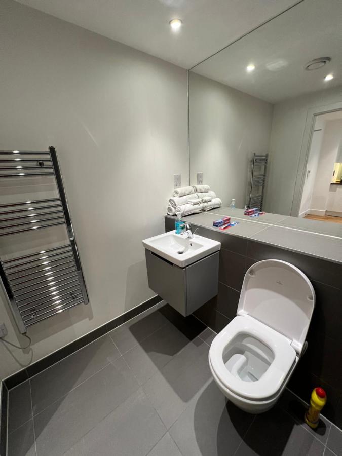 Lovely Apartment In The Centre Of Croydon Exterior foto