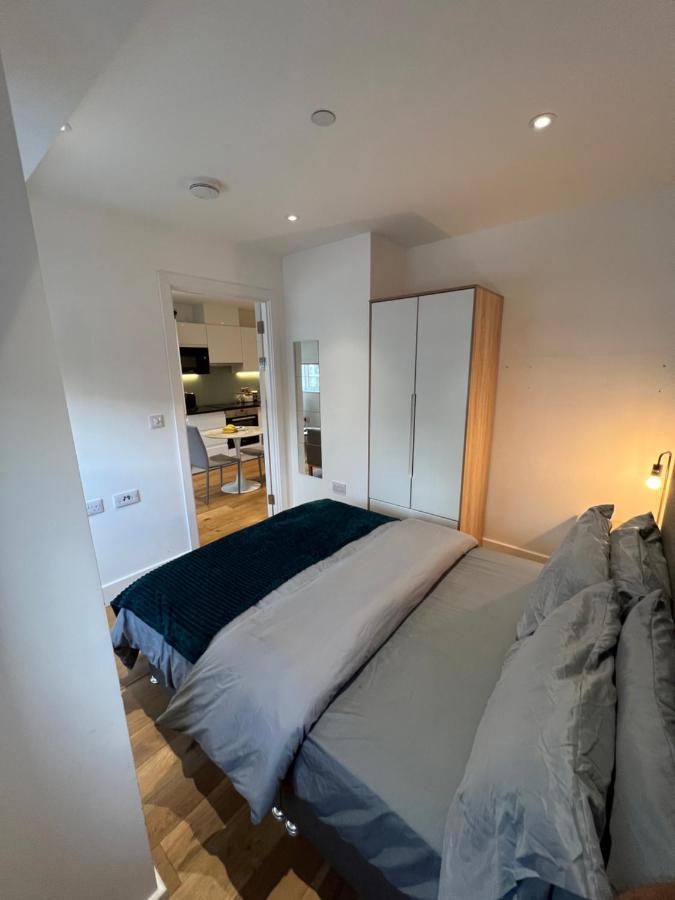 Lovely Apartment In The Centre Of Croydon Exterior foto